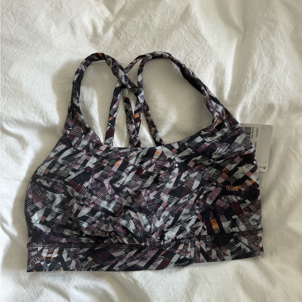 NWT Lululemon energy bra size 6